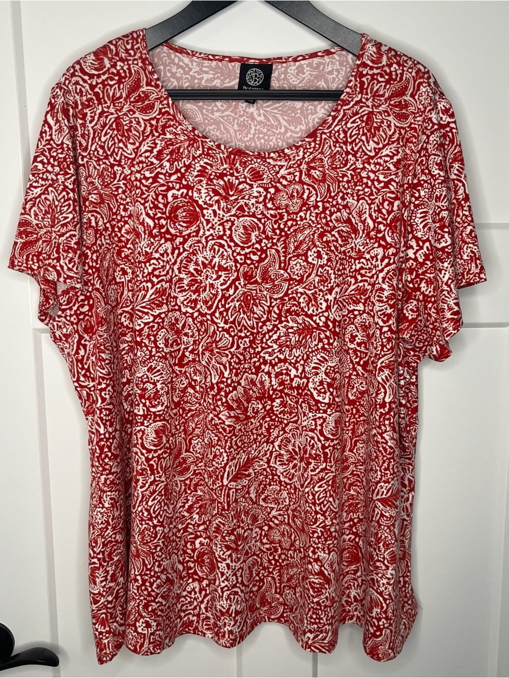 bobeau Red and White Floral Scoop Neck Short Sleeve Top Plus Size 3X